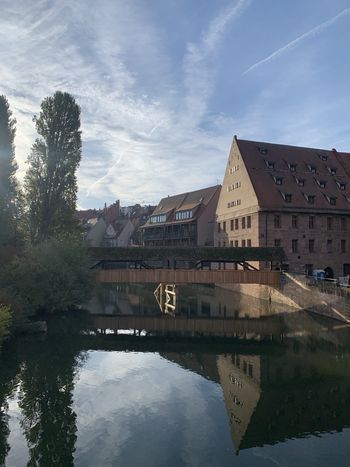 Blick über den Fluss in Nürnberg