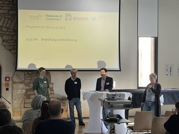 Bühne bei der Tagung