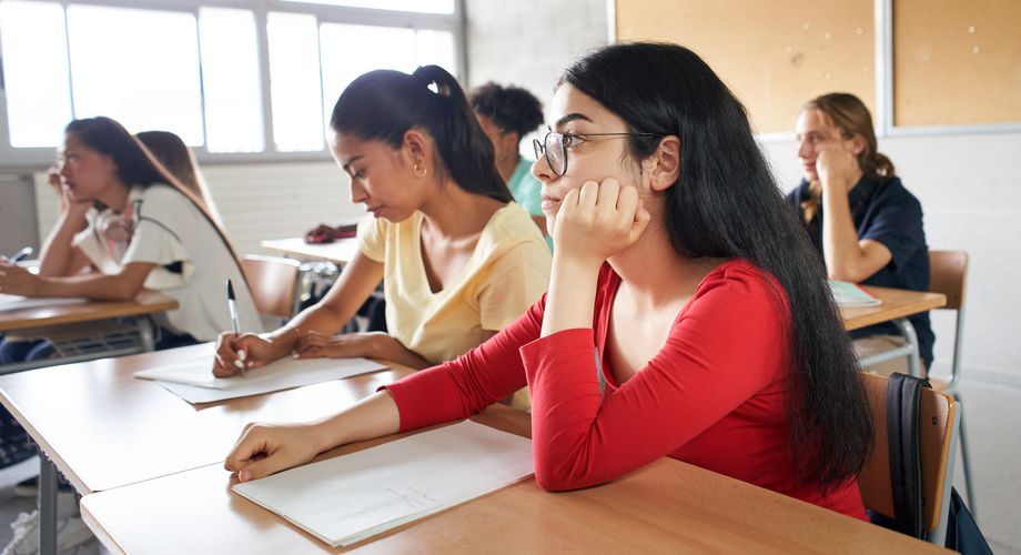 junge Frauen in der Schule